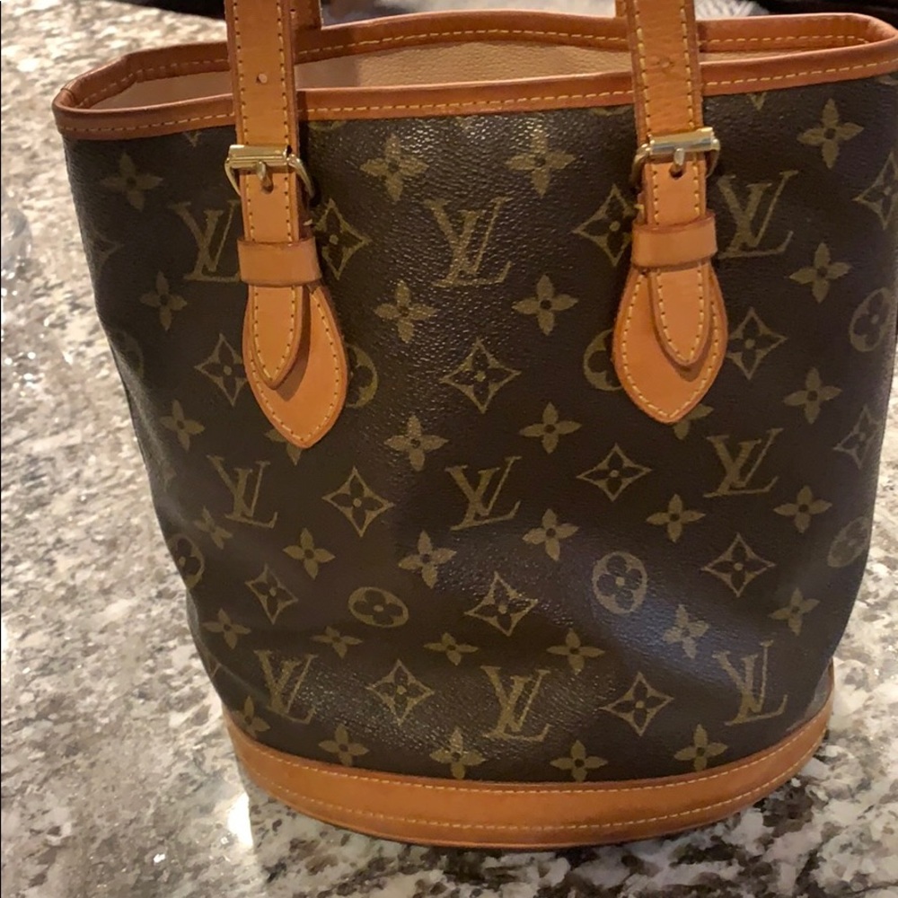Authentic Louis Vuitton bucket PM bag